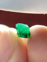 1.73ct Swat Emerald Crystal – Natural Untreated Gemstone (5.64 x 8.76 x 5.15 mm) - Image 9