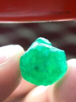 9.41 ct Swat Emerald Crystal – A Bold Natural Statement - Image 2