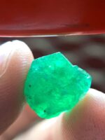 9.41 ct Swat Emerald Crystal – A Bold Natural Statement - Image 10