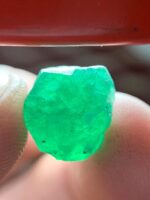 9.41 ct Swat Emerald Crystal – A Bold Natural Statement - Image 6