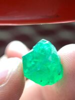 9.41 ct Swat Emerald Crystal – A Bold Natural Statement - Image 8
