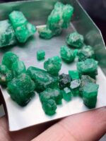 85.20ct Swat Emerald Rough Lot – Natural Beauty in 14x12x9mm - Image 5