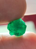 7.25ct Emerald Crystal from Swat: A Radiant Gem from Pakistan’s Valleys - Image 3