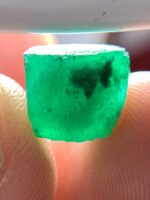 7.25ct Emerald Crystal from Swat: A Radiant Gem from Pakistan’s Valleys - Image 5