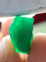 6.35ct Swat Emerald Crystal: Majestic Green from Pakistan’s Gem Valley - Image 9