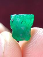 3.05ct Swat Emerald Crystal – Natural Untreated Gem (9.19×8.27×5.01 mm) - Image 8