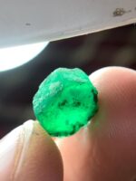 A 5.83ct Swat Emerald Crystal: Exceptional Natural Beauty from Pakistan - Image 7