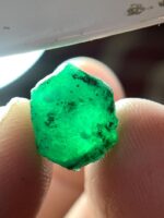 A 5.83ct Swat Emerald Crystal: Exceptional Natural Beauty from Pakistan - Image 9