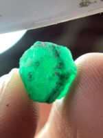 A 5.83ct Swat Emerald Crystal: Exceptional Natural Beauty from Pakistan - Image 6