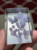 34.60 ct Afghan Hackmanite Rough Lot – Dense Natural Crystal with Strong Collector Appeal - Image 4