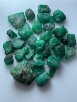 101.40 Carat Emerald Rough Lot – Natural Mid-Sized Gemstones (16x15x10mm) - Image 3