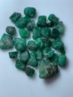 101.40 Carat Emerald Rough Lot – Natural Mid-Sized Gemstones (16x15x10mm) - Image 5