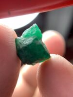 8.58 ct Swat Emerald Crystal – Natural Treasure from Pakistan - Image 3