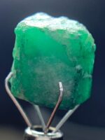 8.55ct Afghan Emerald Crystal: Raw Gemstone - Image 2