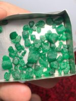 54.70ct Swat Emerald Rough Lot (10x7x8mm): Natural Green Crystals for Cutting or Collection - Image 7