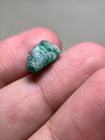 5.40 ct Swat Emerald Crystal – Small Natural Gem with Vibrant Hue - Image 3