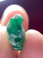5.40 ct Swat Emerald Crystal – Small Natural Gem with Vibrant Hue - Image 6