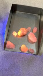 17.30 ct Afghan Hackmanite Rough Lot – Natural Formation with Raw Collectible Appeal - Image 4