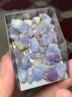 Natural 93.85 ct Afghan Hackmanite Rough Lot – Rare Color-Change Gem Material - Image 8