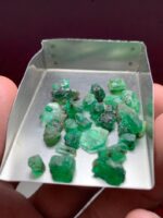 37.45 Carat Natural Emerald Rough Lot from Swat, Pakistan – Untreated Green Beryl Crystals - Image 10