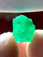3.57ct Swat Emerald Crystal – Natural Raw Gemstone from Pakistan - Image 2