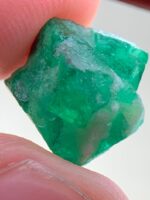 7.43 ct Swat Emerald Crystal – A Balanced Gem of Color and Clarity - Image 6