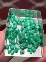 56.50 ct Emerald Rough Lot Swat – Natural Crystals with Solid Form - Image 4