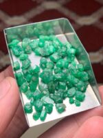 56.50 ct Emerald Rough Lot Swat – Natural Crystals with Solid Form - Image 8