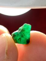 Natural 3.65ct Emerald Crystal from Swat – Precision Cut & Deep Green Hue - Image 9