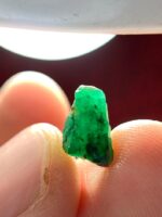 Natural 3.65ct Emerald Crystal from Swat – Precision Cut & Deep Green Hue - Image 10