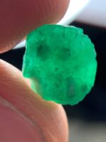 4.22ct Swat Emerald Crystal – Small Size, Striking Presence - Image 8