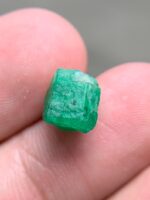 4.22ct Swat Emerald Crystal – Small Size, Striking Presence - Image 9