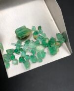 15.80 ct Rough Emerald from Panjshir, Afghanistan - Image 2