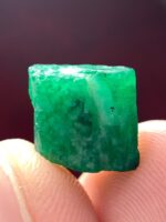 Discover the Magnificence of an 8.60ct Emerald Crystal: 11.34 x 9.40 x 8.53mm of Pure Beauty - Image 4