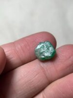 6.64ct Swat Emerald Crystal: Natural Hexagonal Gemstone - Image 8