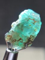 Discover the Beauty of an 8.12ct Emerald from Panjshir: A Rare Gemstone - Image 2