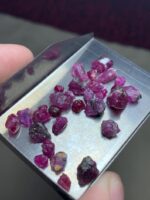 Ruby in the Rough: A 37.50ct Afghan Ruby Lot with Impressive Crystal Size - Image 2