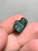 Natural Splendor: 8.20 Carat Emerald Crystal from Swat - Image 2