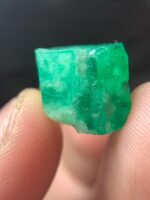 A 14.90-Carat Swat Emerald Crystal — Elegance and Depth in a Compact Form - Image 11