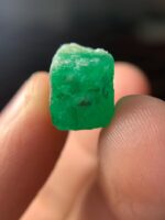 A 14.90-Carat Swat Emerald Crystal — Elegance and Depth in a Compact Form - Image 12