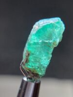 Discover the Beauty of an 8.12ct Emerald from Panjshir: A Rare Gemstone - Image 3