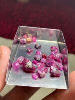 Ruby in the Rough: A 37.50ct Afghan Ruby Lot with Impressive Crystal Size - Image 4