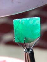A 14.90-Carat Swat Emerald Crystal — Elegance and Depth in a Compact Form - Image 8