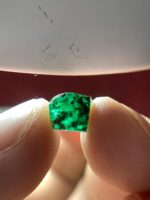 1.71ct Swat Emerald Crystal – Untreated Natural Green Gemstone (7.00 x 6.93 x 4.20 mm) - Image 4