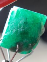 Swat Valley Wonder: 17.08ct Emerald Crystal of Natural Brilliance - Image 4