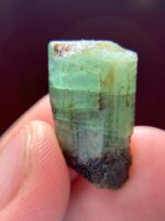 Exquisite 33.70ct Laghman Emerald Crystal – A Gem of Remarkable Dimensions and Rarity - Image 4
