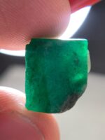 Swat Valley Wonder: 17.08ct Emerald Crystal of Natural Brilliance - Image 5