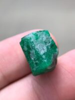 Swat Valley Wonder: 17.08ct Emerald Crystal of Natural Brilliance - Image 7
