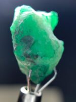 13.85ct Swat Emerald Crystal: Natural Green Beauty in Raw Form - Image 3