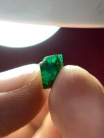 2.57ct Swat Emerald Crystal – A Balanced Beauty from the Mountains of Pakistan - Image 4